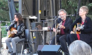 Red Horse: Lucy Kaplansky, John Gorka, Eliza Gilkyson, mainstage performance, Vancouver Island Musicfest 2011